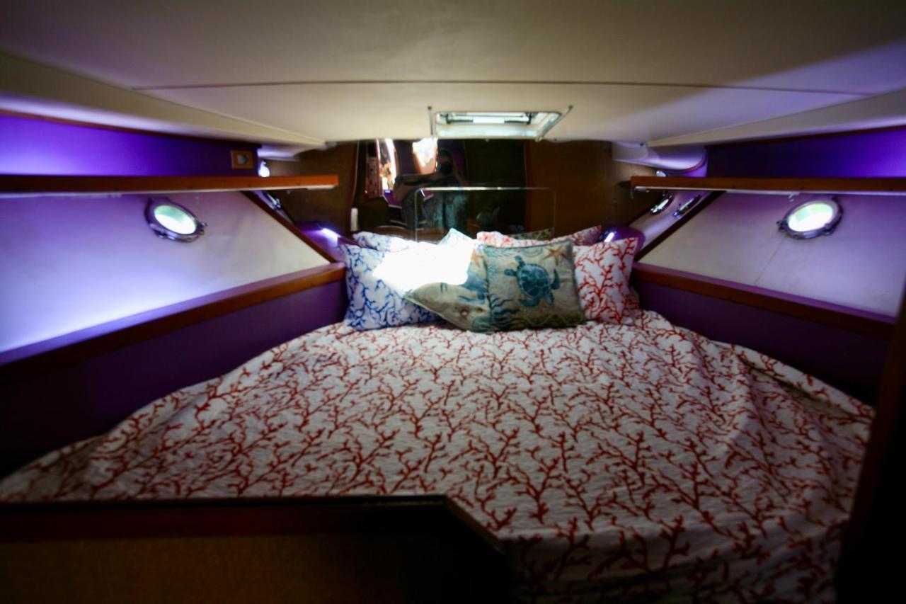 Piper'S Boat Hotel Алгеро Екстериор снимка