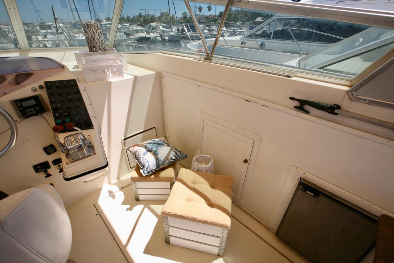 Piper'S Boat Hotel Алгеро Екстериор снимка