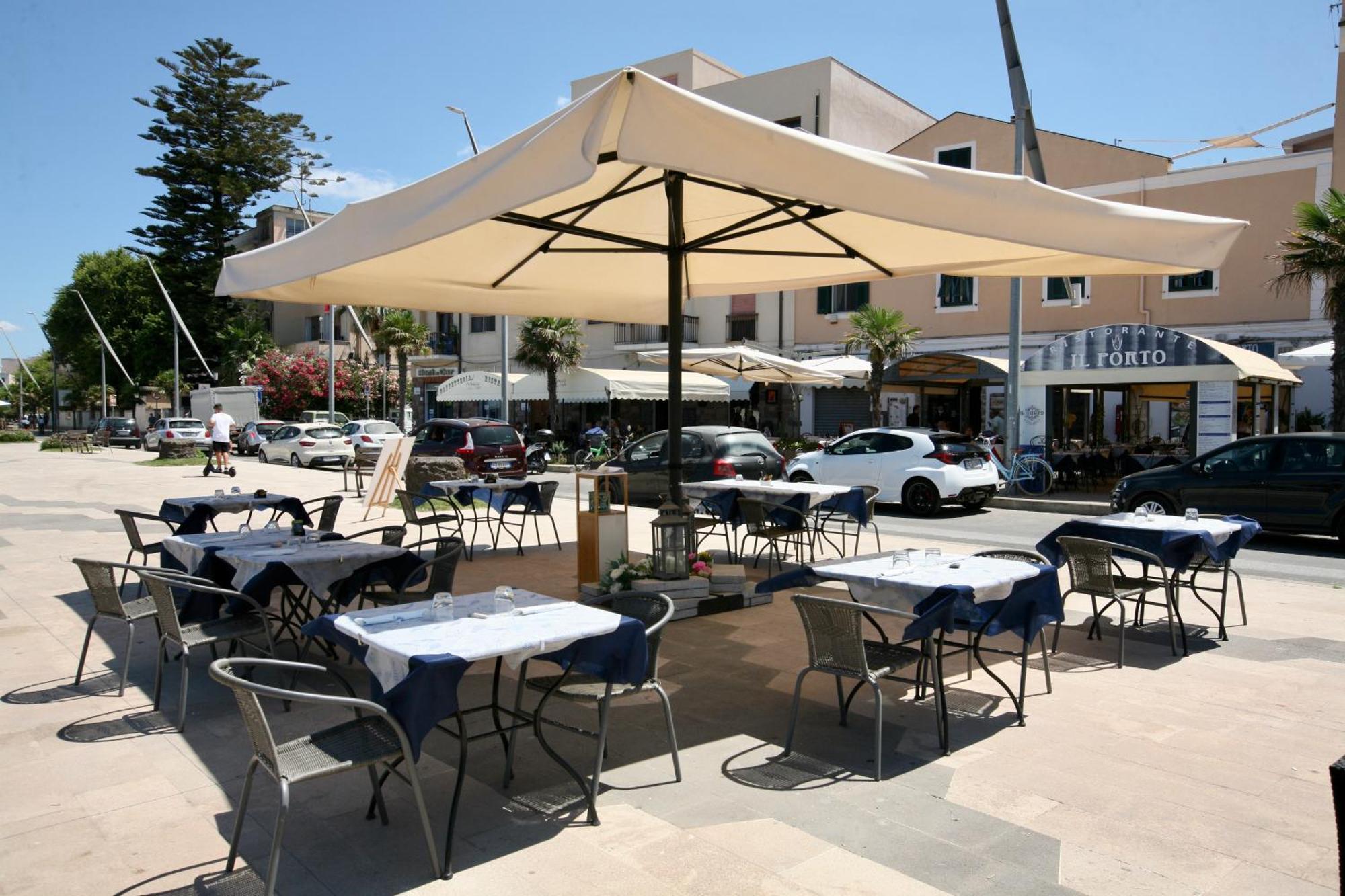 Piper'S Boat Hotel Алгеро Екстериор снимка
