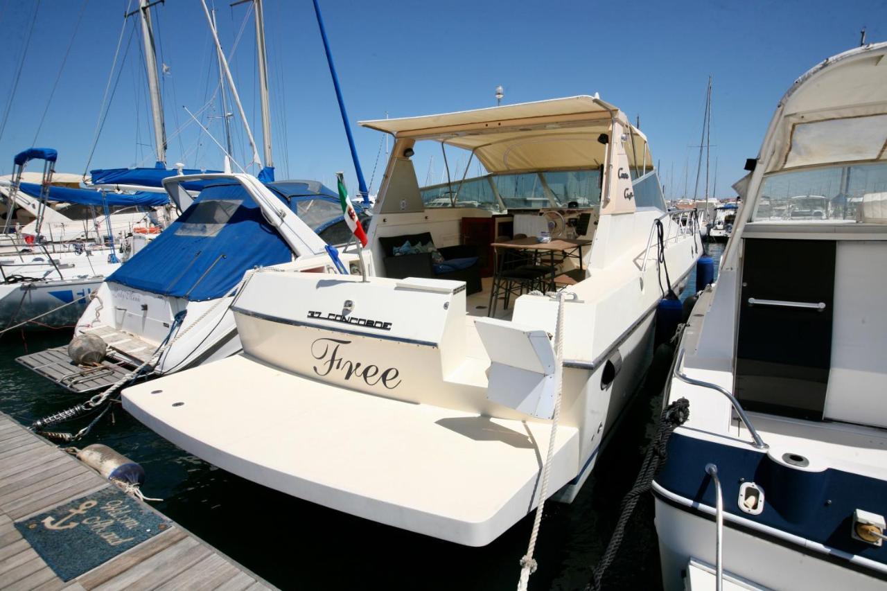 Piper'S Boat Hotel Алгеро Екстериор снимка
